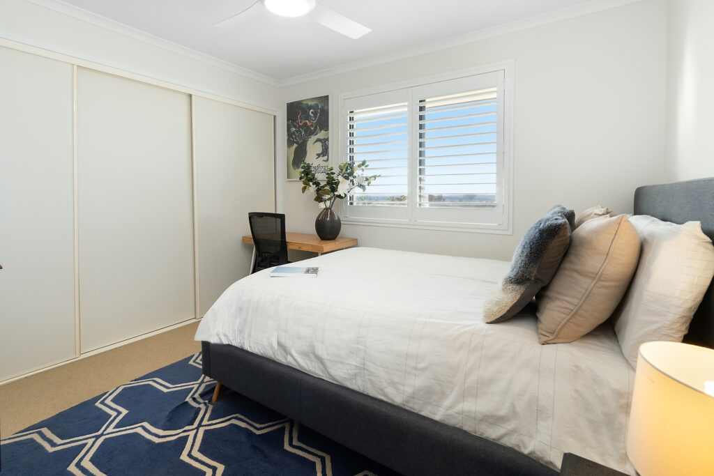 14 Banksdale Drive, Middle Ridge QLD 4350 - photo 17