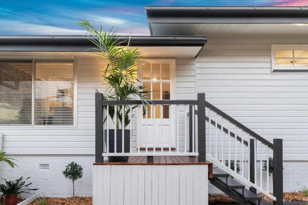 10 Schloss Street, Centenary Heights QLD 4350 - photo 2