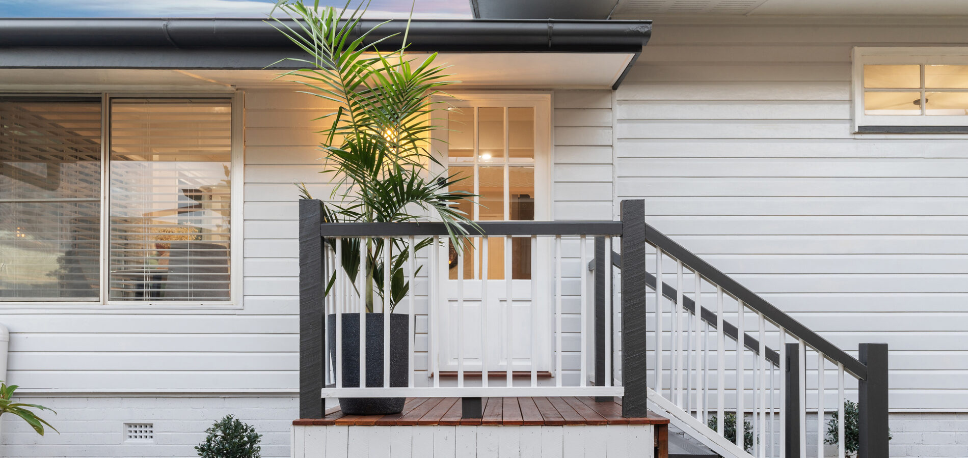 10 Schloss Street, Centenary Heights QLD 4350 - photo 2