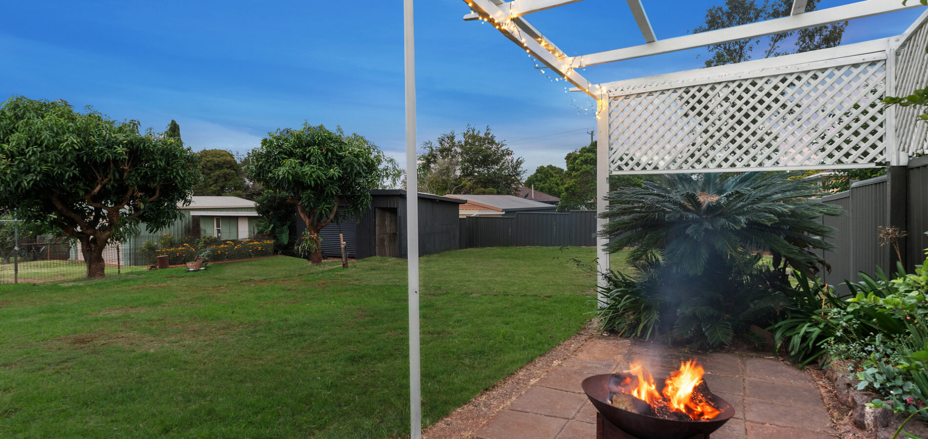 10 Schloss Street, Centenary Heights QLD 4350 - photo 11