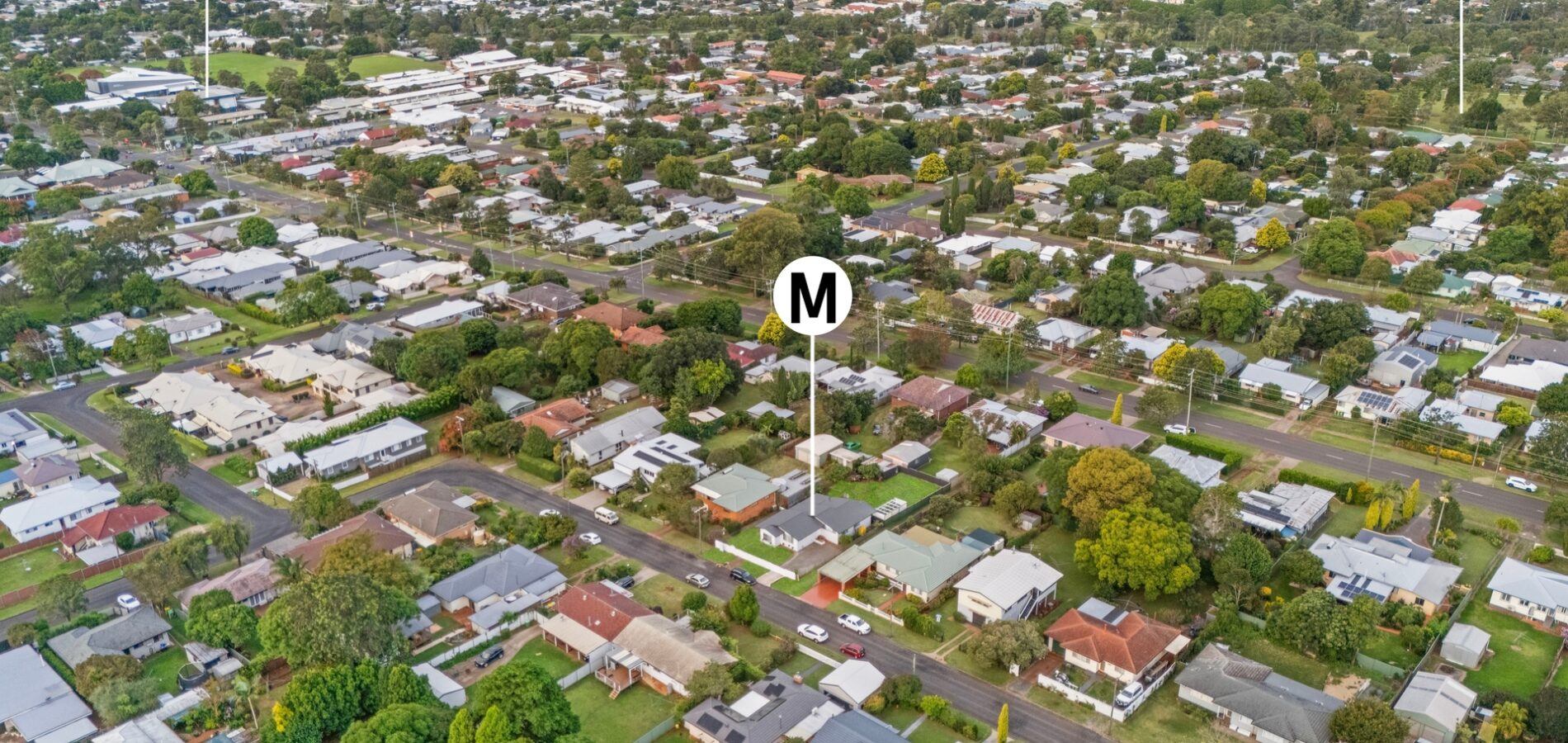 10 Schloss Street, Centenary Heights QLD 4350 - photo 14