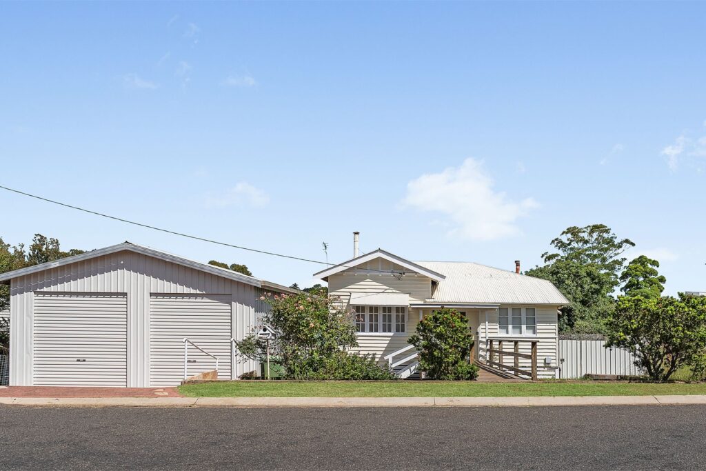11 Aspect Street, North Toowoomba QLD 4350 - photo 3