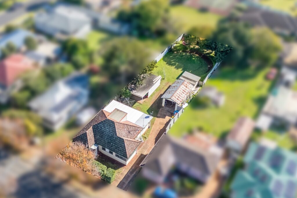 191 Taylor Street, Wilsonton QLD 4350 - photo 12