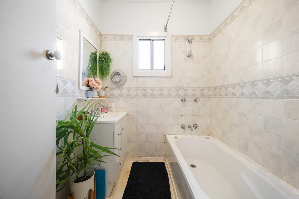 191 Taylor Street, Wilsonton QLD 4350 - photo 8