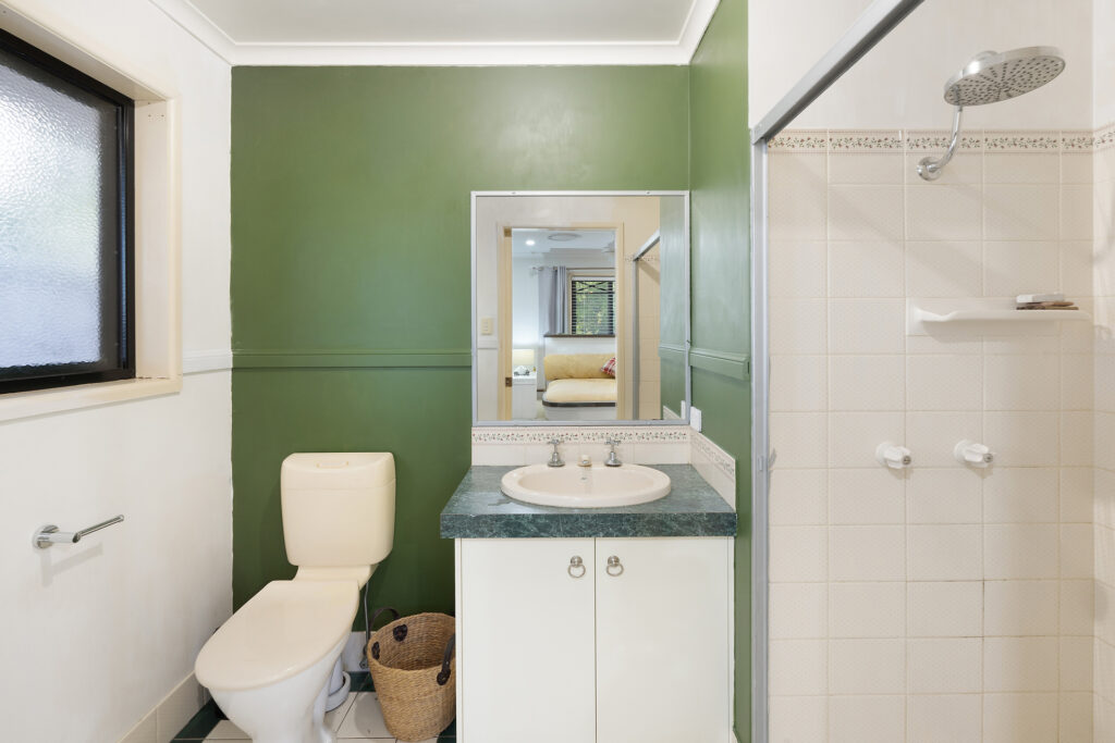 1 Albion Street, Kearneys Spring QLD 4350 - photo 9