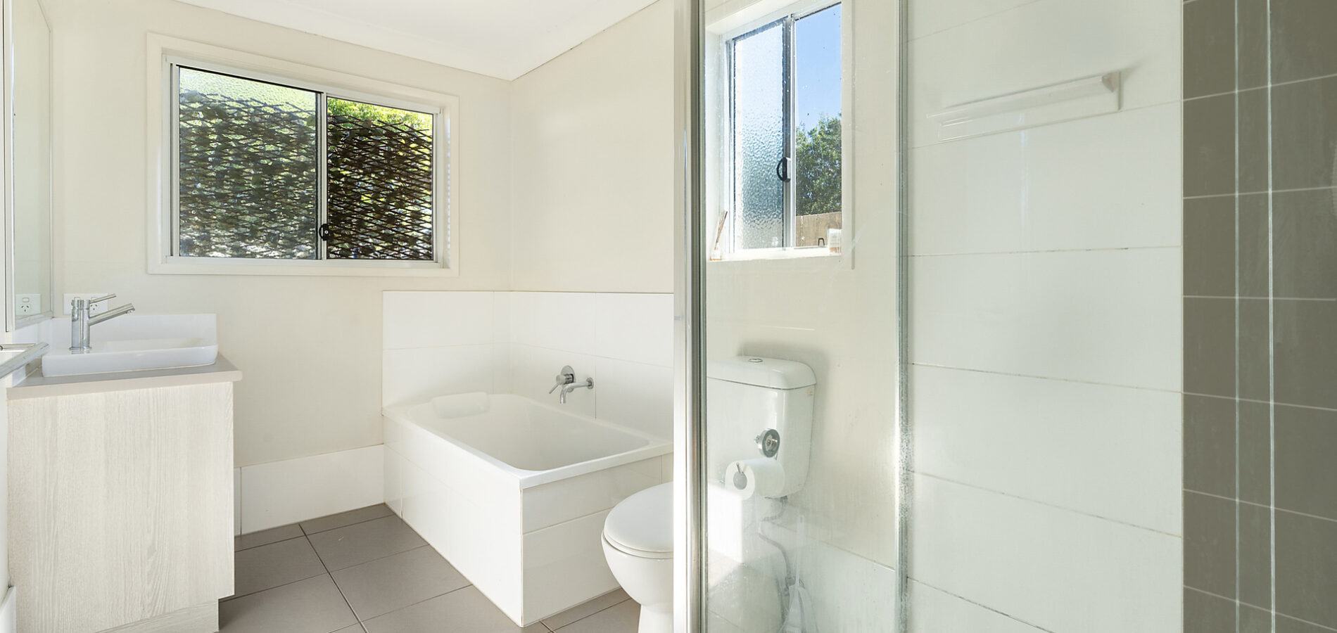 23c Charles Street, Newtown QLD 4350 - photo 13