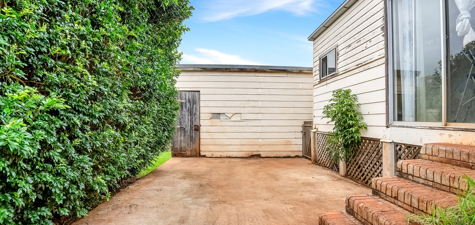 15 Seaton Street, South Toowoomba QLD 4350 - photo 3