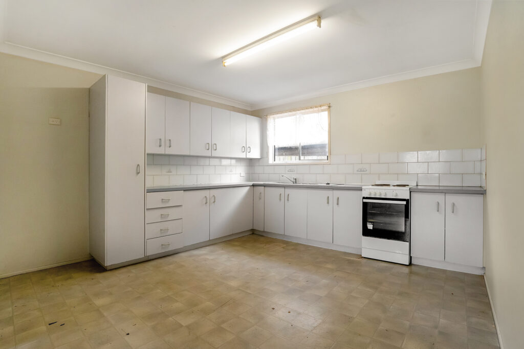 15 Seaton Street, South Toowoomba QLD 4350 - photo 7