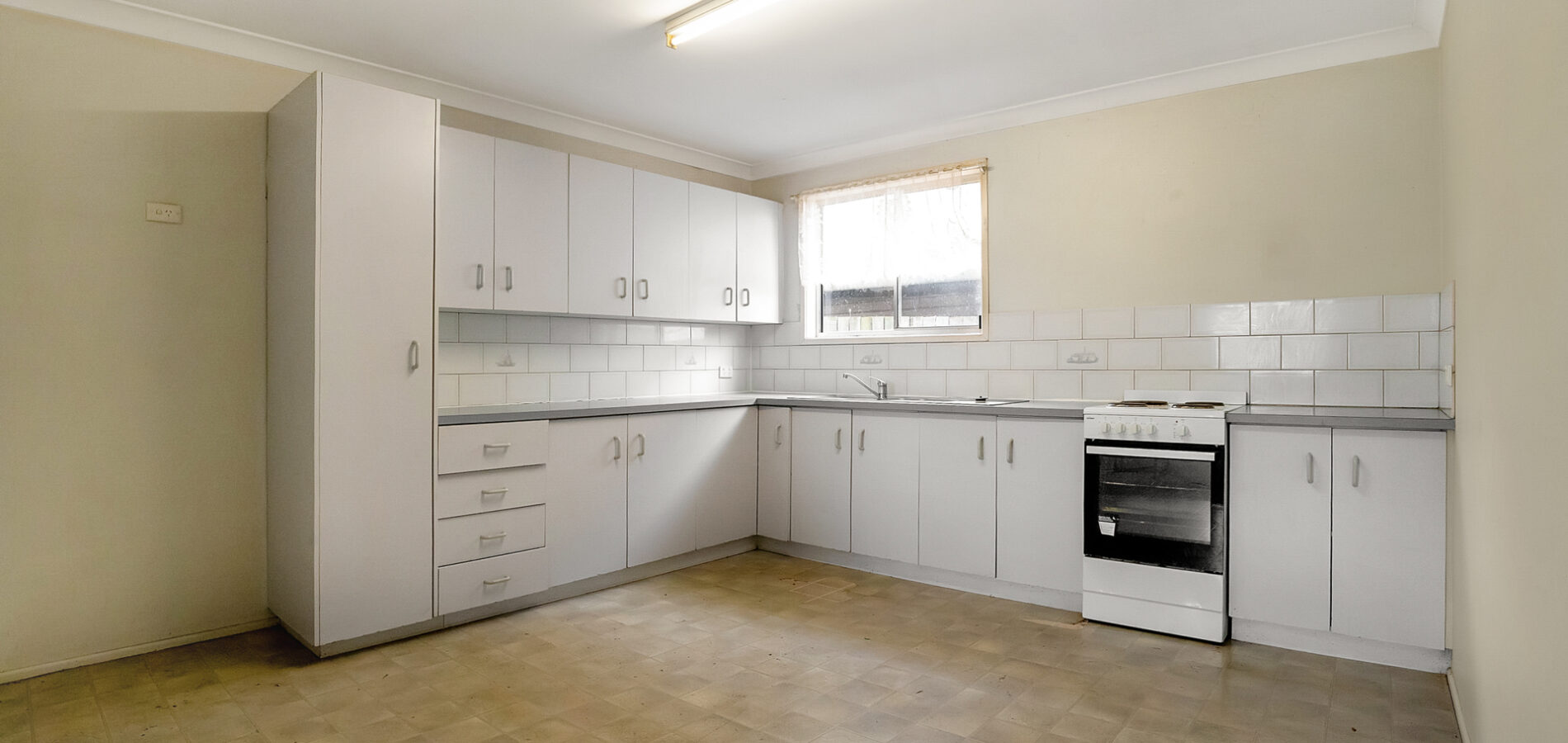 15 Seaton Street, South Toowoomba QLD 4350 - photo 7