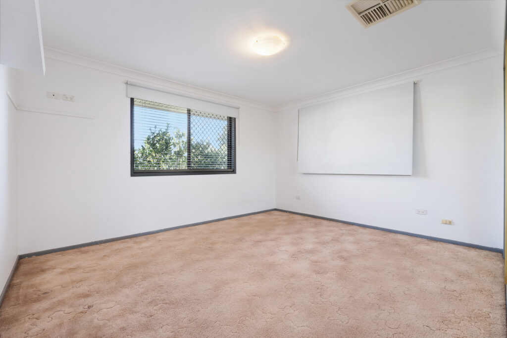 479 Stenner Street, Harristown QLD 4350 - photo 10
