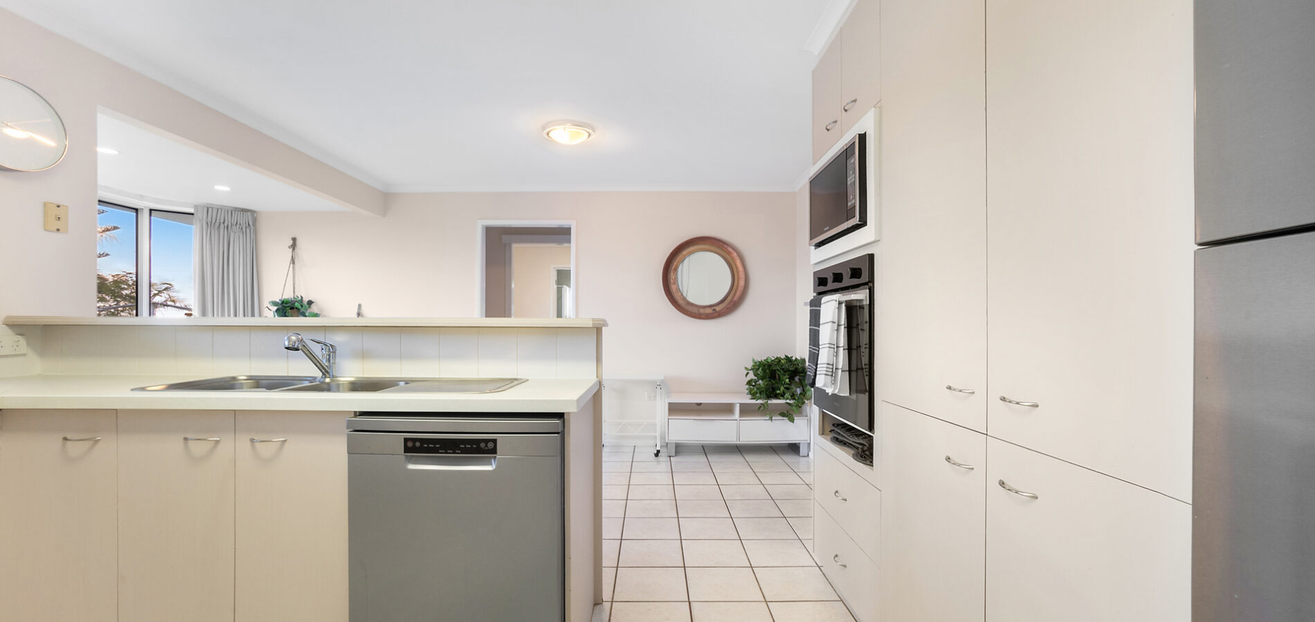 20 Risson Street, Wilsonton Heights QLD 4350 - photo 13