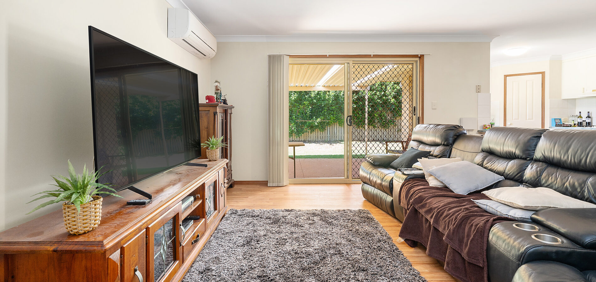 13 Elvery Court, Middle Ridge QLD 4350 - photo 4