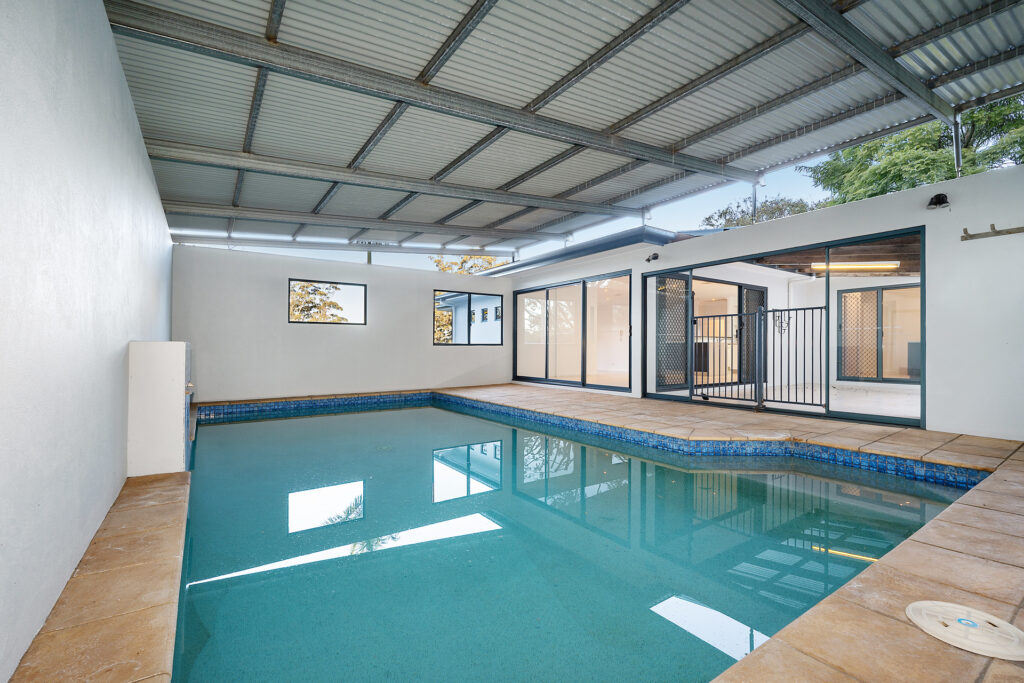 26 Hilltop Crescent, Blue Mountain Heights QLD 4350 - photo 6