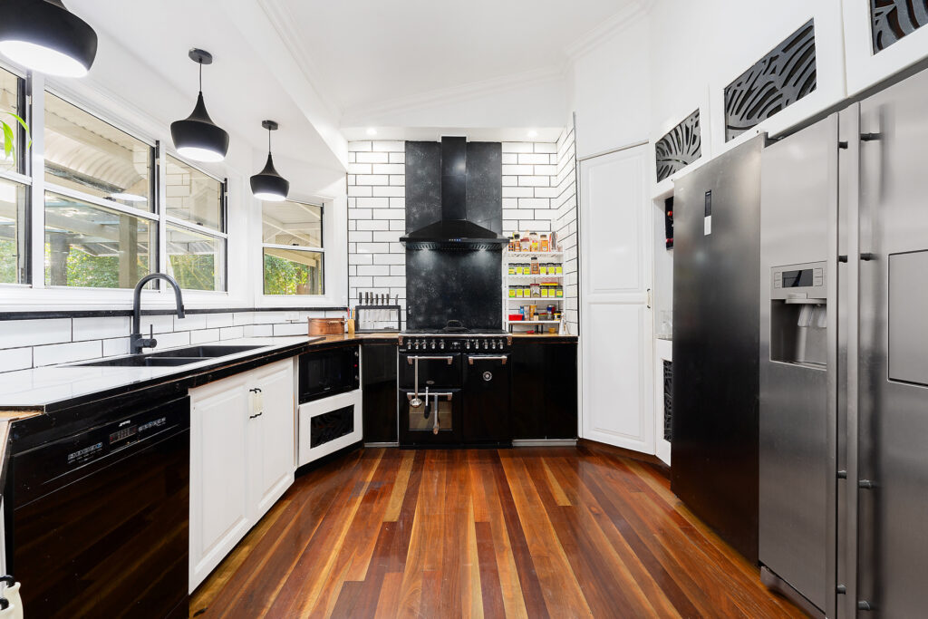 3 Werribee Drive, Highfields QLD 4352 - photo 11