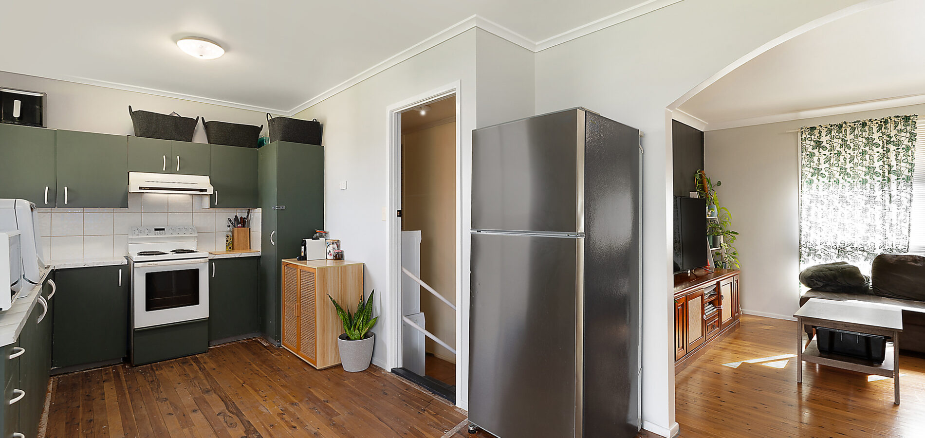 24 Beryl Street, Wilsonton QLD 4350 - photo 2