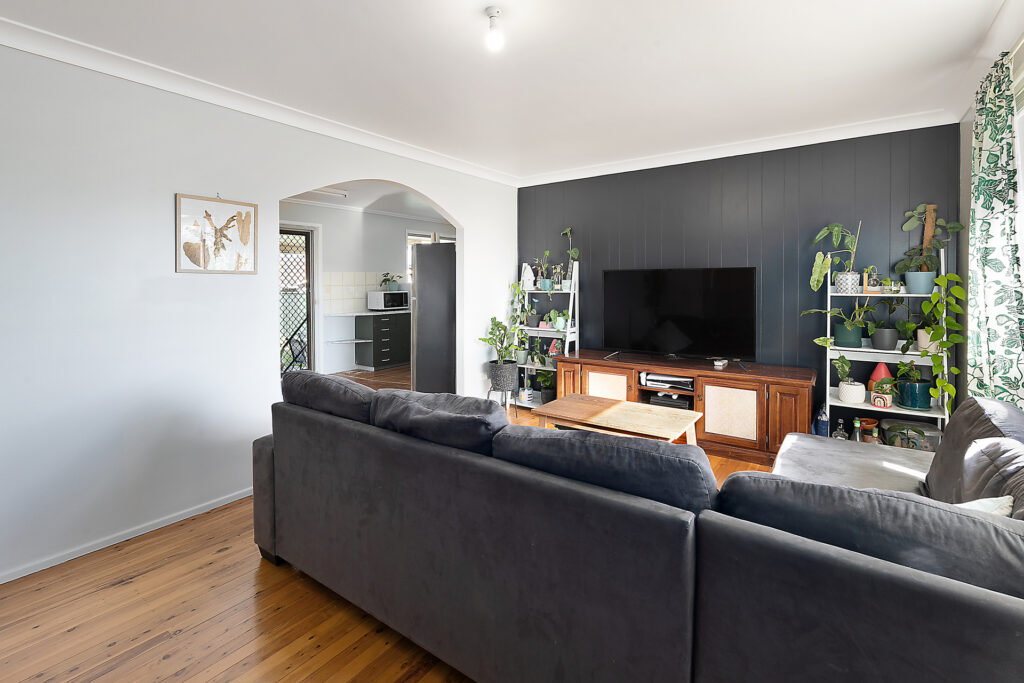 24 Beryl Street, Wilsonton QLD 4350 - photo 3