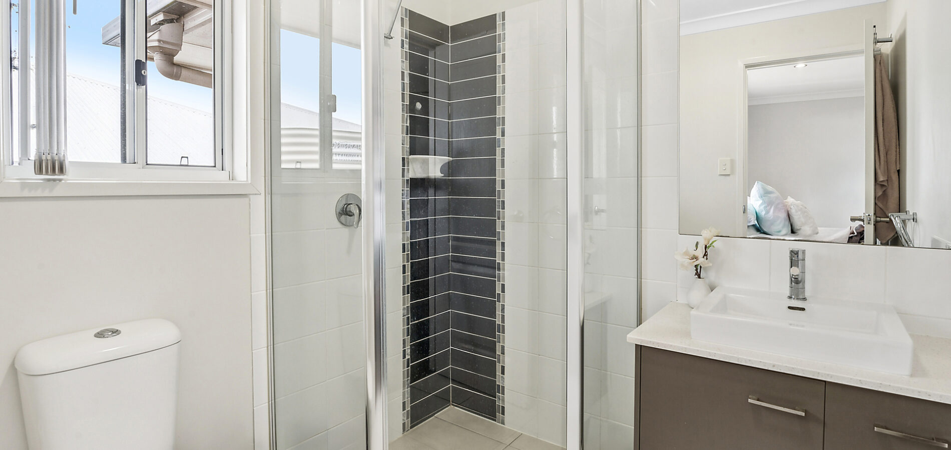 20 Cardamon Crescent, Glenvale QLD 4350 - photo 11