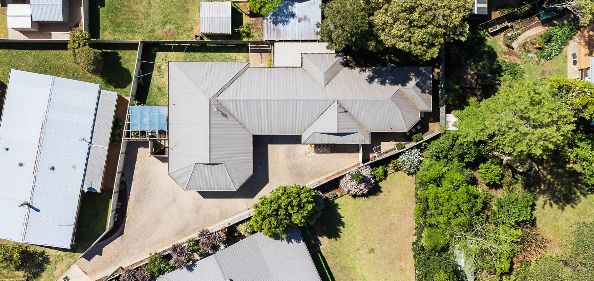 2/2A Roessler Street, Rangeville QLD 4350 - photo 14