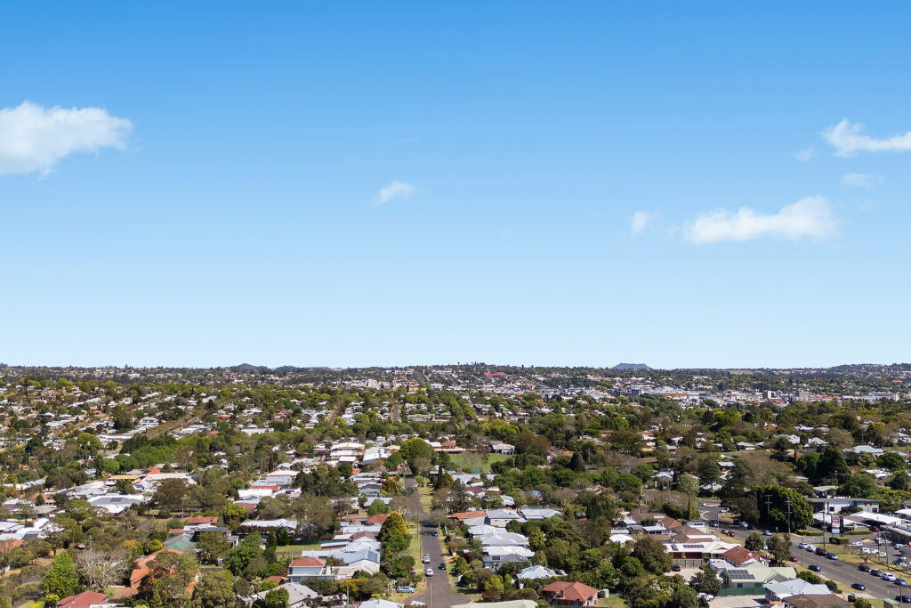 2/2A Roessler Street, Rangeville QLD 4350 - photo 16