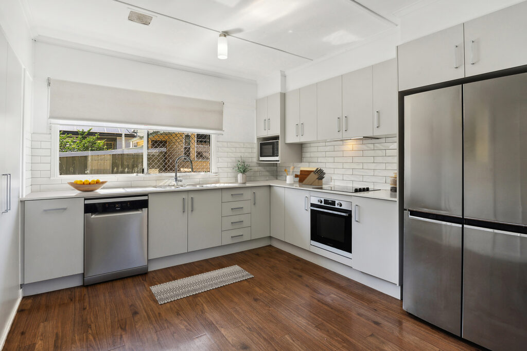 35 Kelly Street, Harlaxton QLD 4350 - photo 2