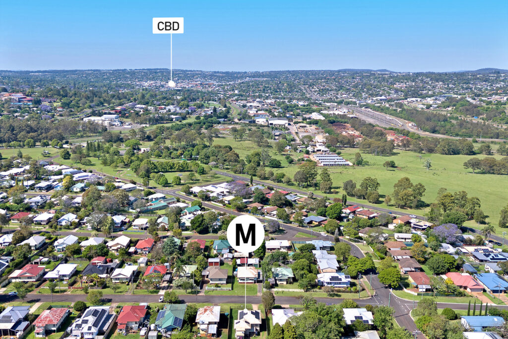 35 Kelly Street, Harlaxton QLD 4350 - photo 14
