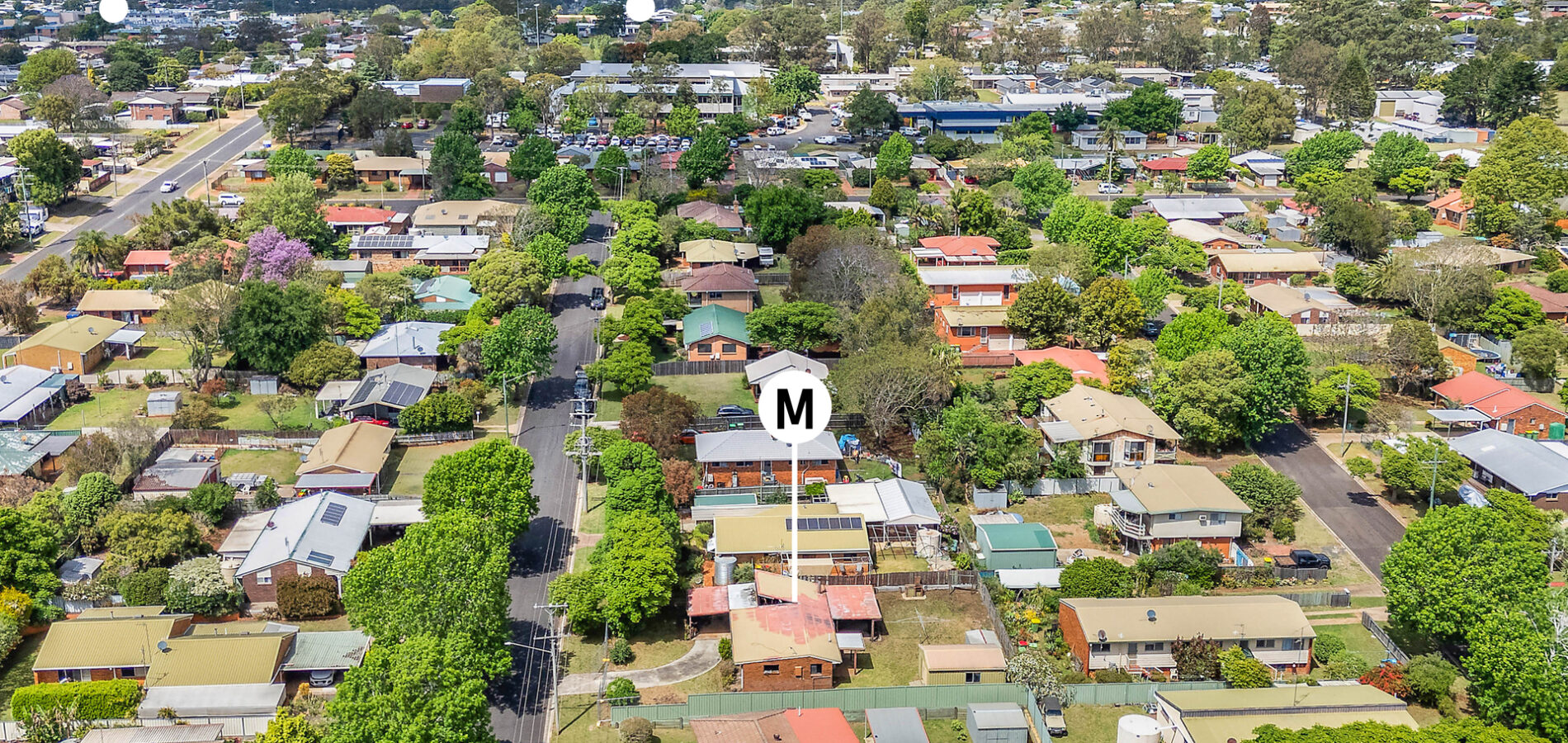 13 Burgundy Street, Wilsonton Heights QLD 4350 - photo 7