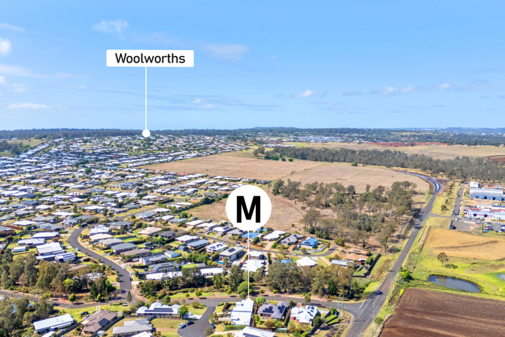 1/6 Trevean Drive, Kleinton QLD 4352 - photo 19