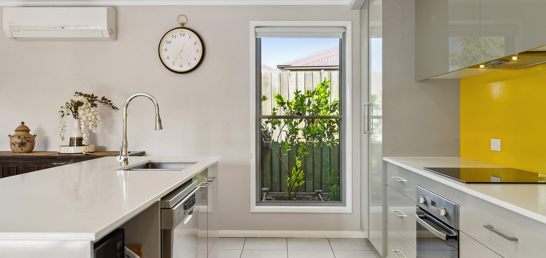 1/6 Trevean Drive, Kleinton QLD 4352 - photo 3