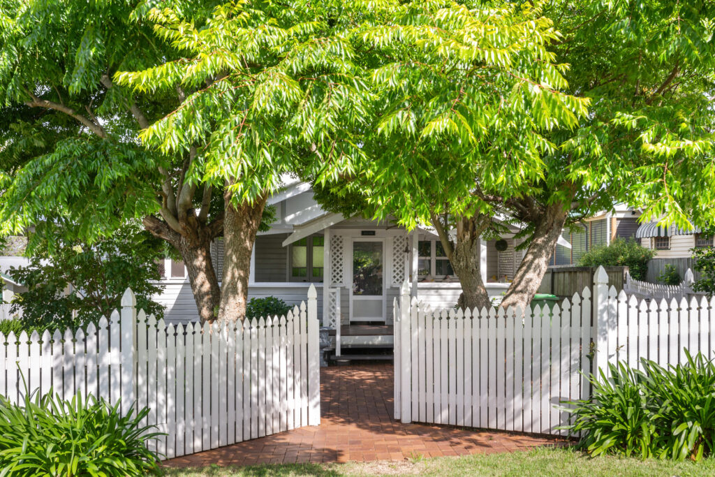17 Trevethan Street, Mount Lofty QLD 4350 - McGrath Toowoomba