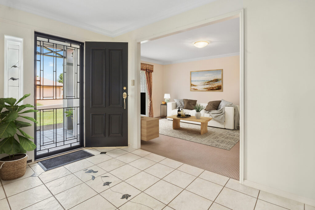 21 Barton Street, Middle Ridge QLD 4350 - photo 2