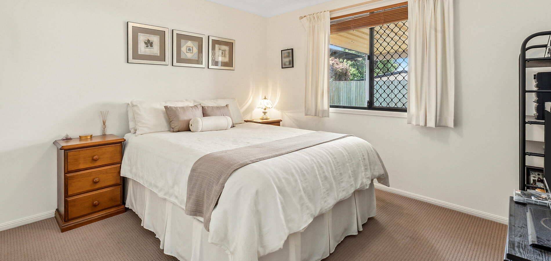 21 Barton Street, Middle Ridge QLD 4350 - photo 12