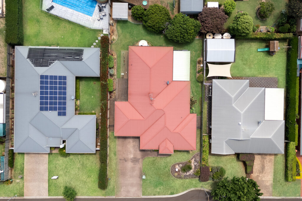 21 Barton Street, Middle Ridge QLD 4350 - photo 15