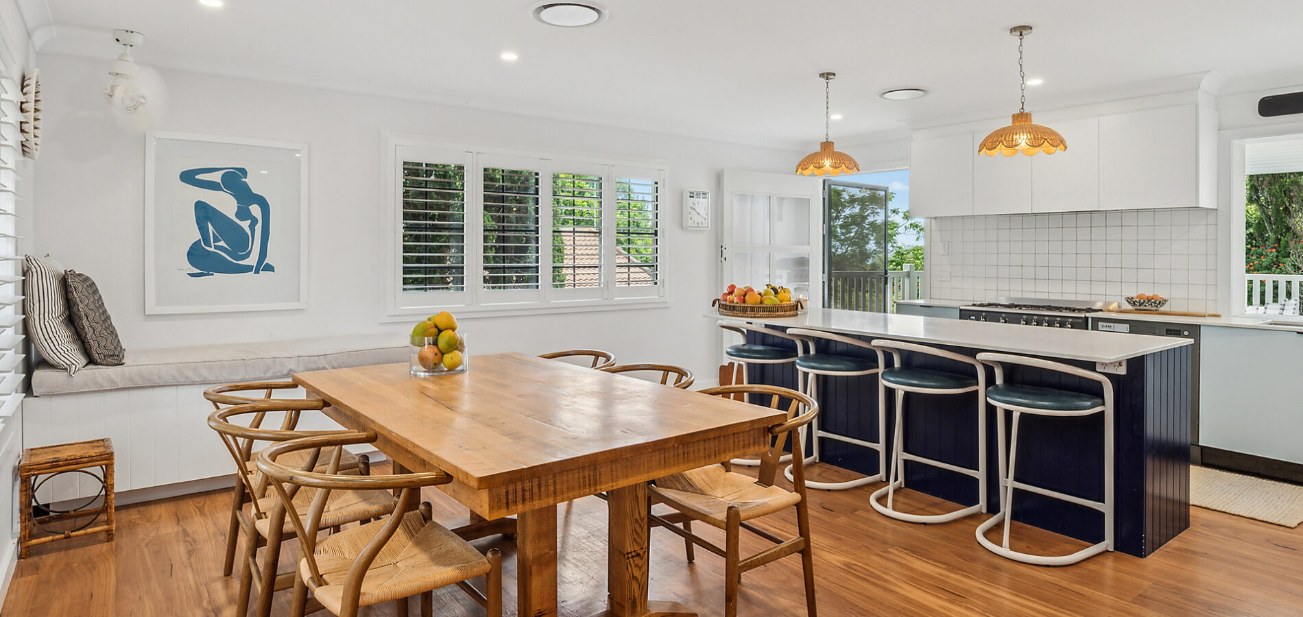 11 Patricia Street, Mount Lofty QLD 4350 - photo 2