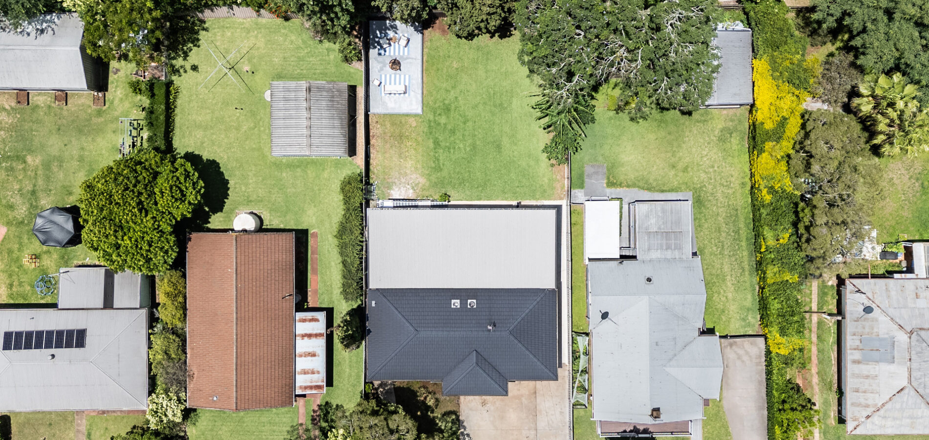 11 Patricia Street, Mount Lofty QLD 4350 - photo 18