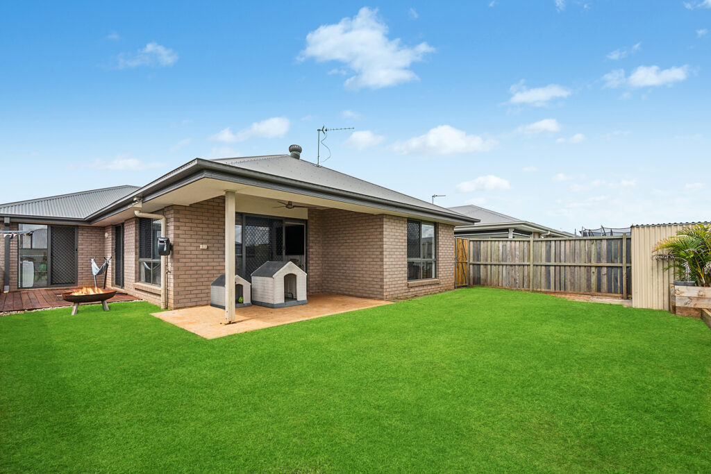 15 Whitewood Way, Cotswold Hills QLD 4350 - photo 5