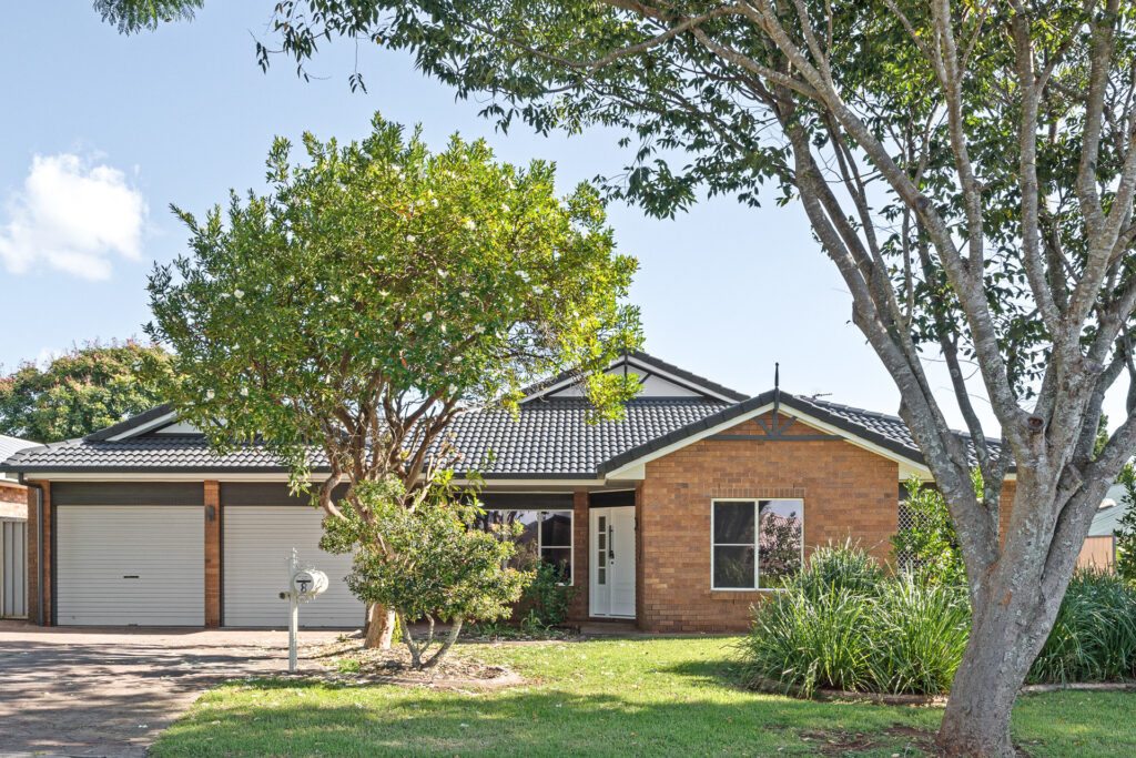 Sold - 8 Dahlia Court - New Property in Middle Ridge - Real Estate by Heston Marino