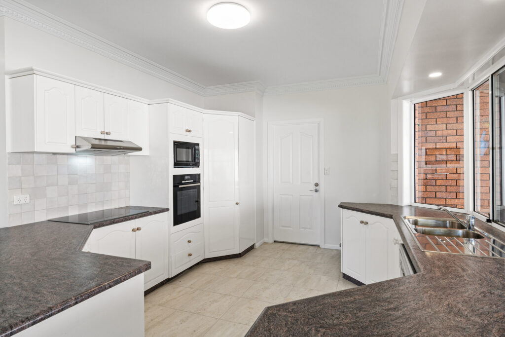 Sold - 8 Dahlia Court - New Property in Middle Ridge - Real Estate by Heston Marino