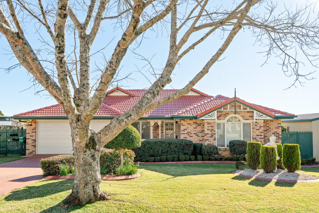 Sold - 9 Glen Eagles Drive - New Property in Middle Ridge - Real Estate by Heston Marino