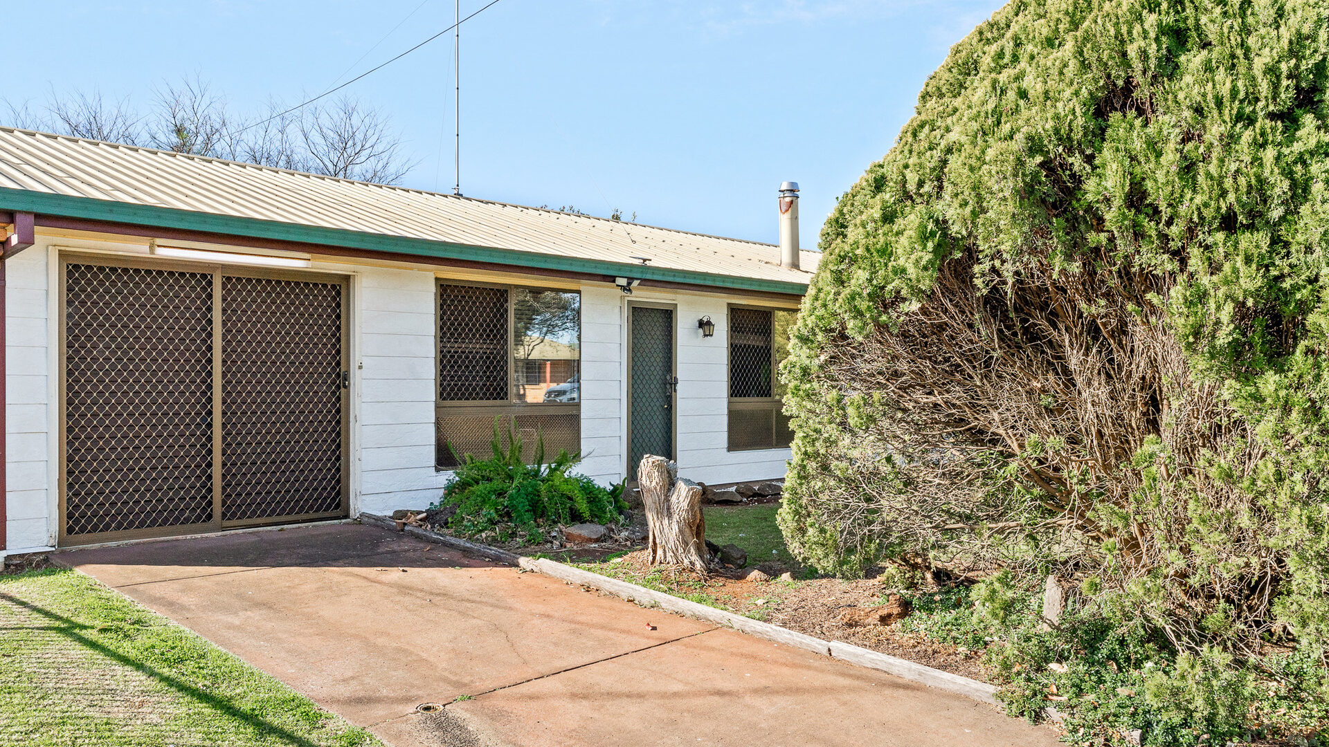 Sold - 19 Redwood Street - New Property in Newtown - Real Estate by Heston Marino
