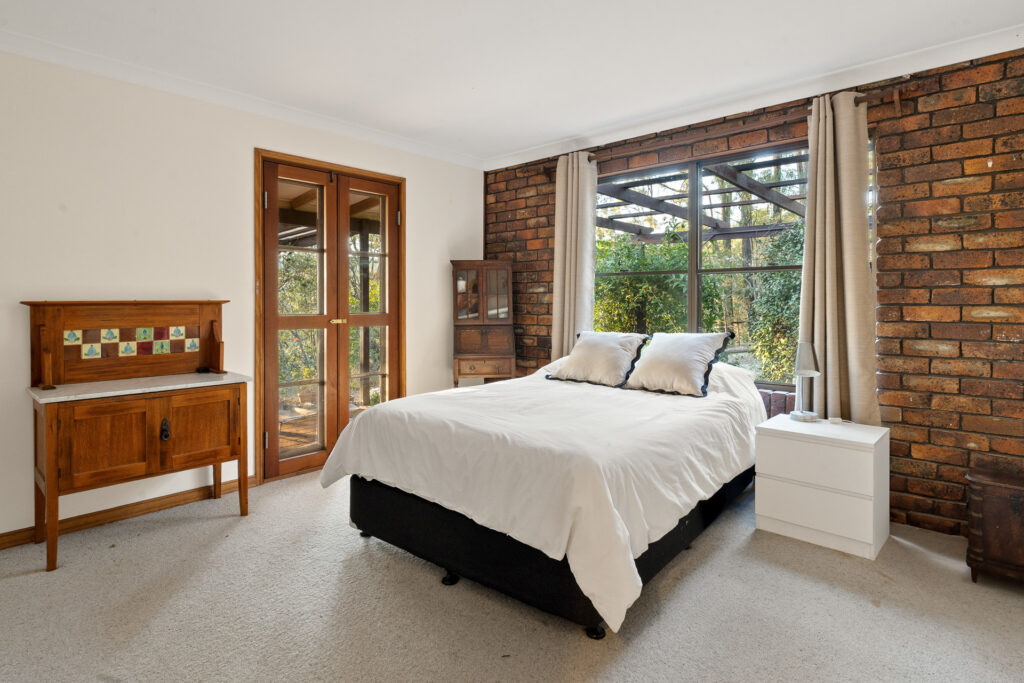 Sold - 21 Gordon Crescent - New Property in Withcott - Real Estate by Heston Marino