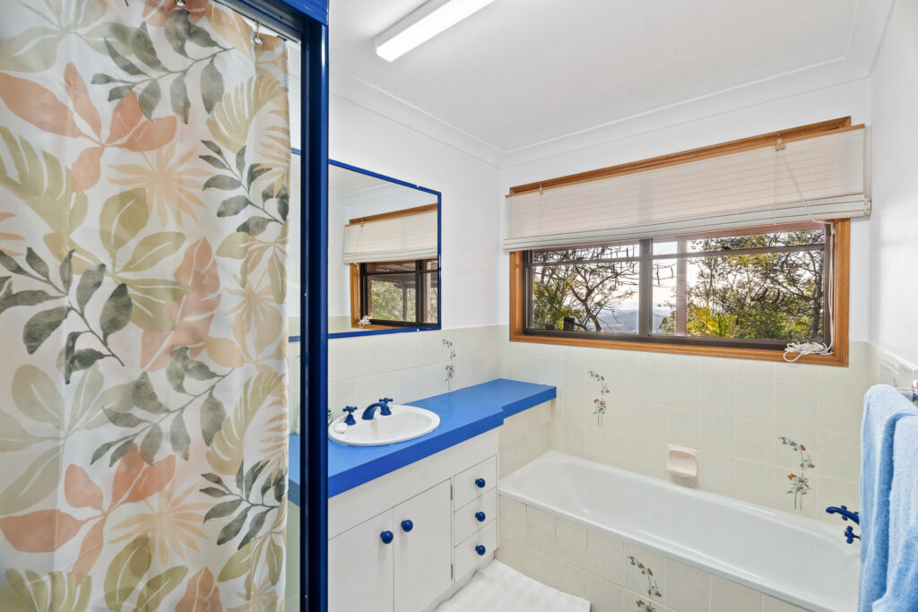 Sold - 21 Gordon Crescent - New Property in Withcott - Real Estate by Heston Marino