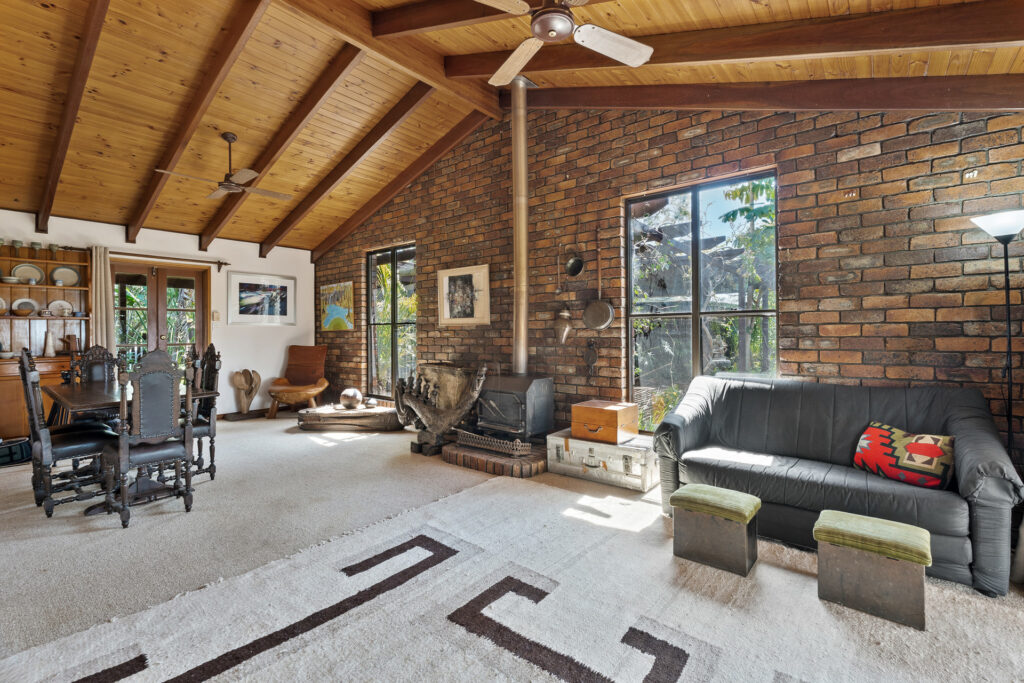 Sold - 21 Gordon Crescent - New Property in Withcott - Real Estate by Heston Marino
