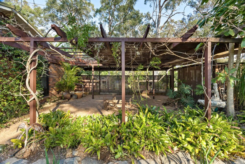 Sold - 21 Gordon Crescent - New Property in Withcott - Real Estate by Heston Marino