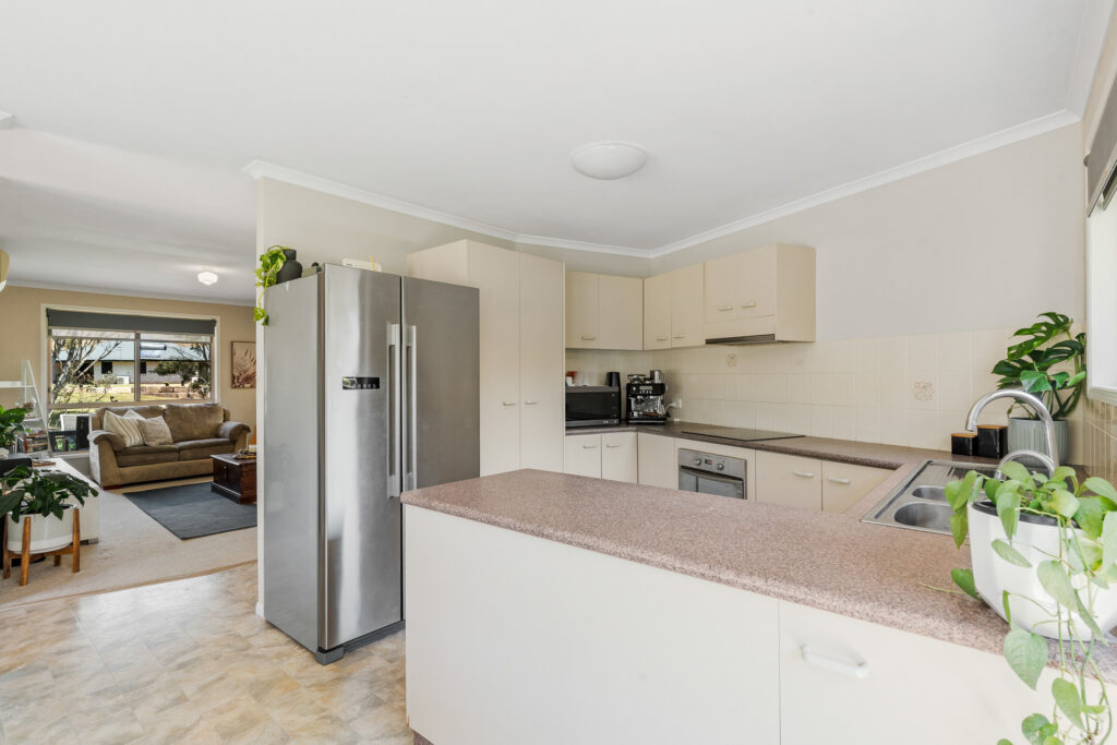 Sold - 11 Top Camp Court - New Property in Top Camp - Real Estate by Heston Marino
