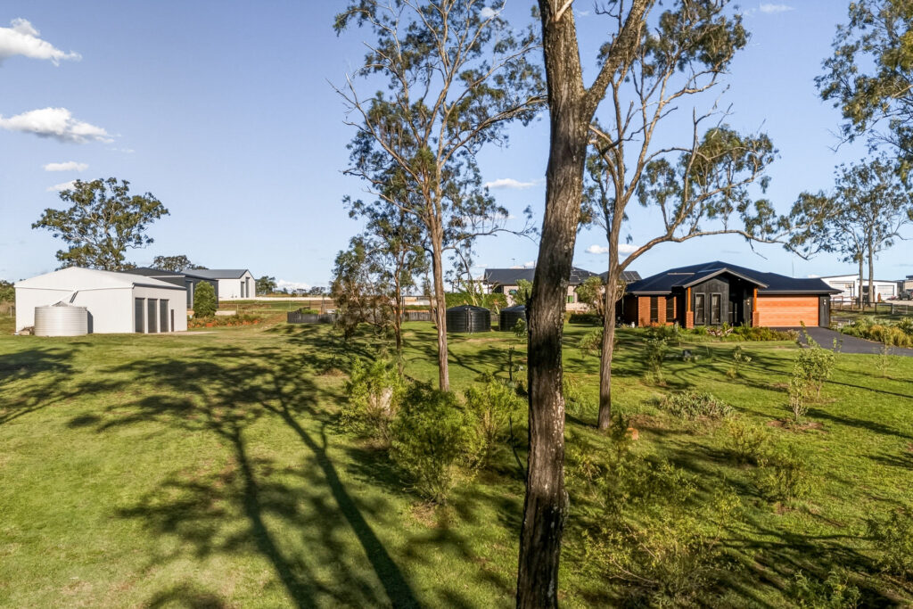 Sold - 26 Daintree Crescent - New Property in Meringandan West - Real Estate by Heston Marino
