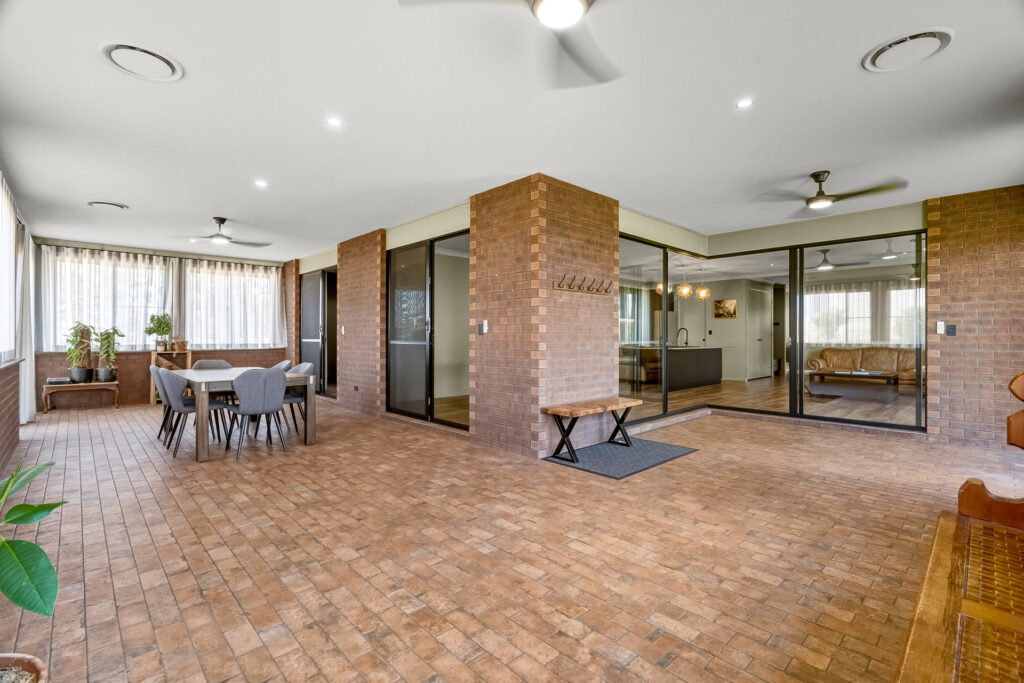 Sold - 26 Daintree Crescent - New Property in Meringandan West - Real Estate by Heston Marino