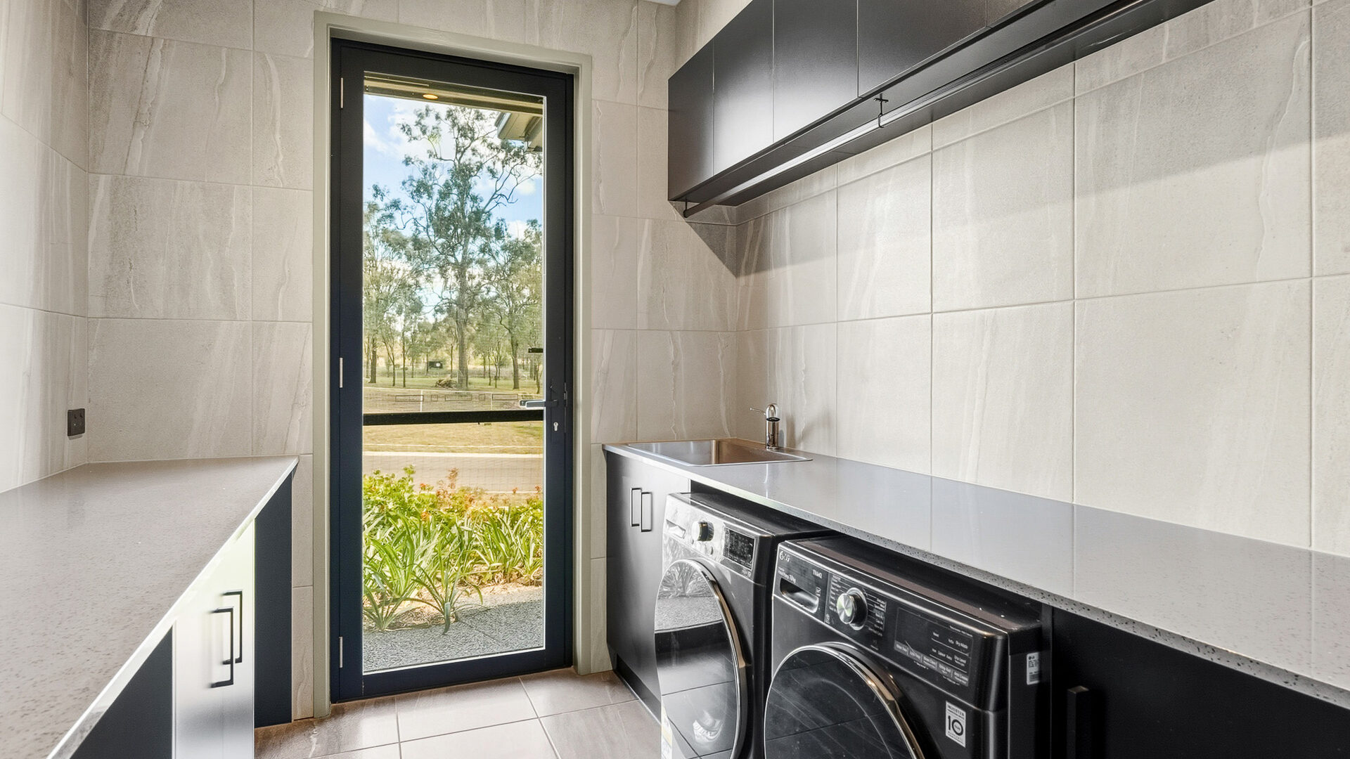 Sold - 26 Daintree Crescent - New Property in Meringandan West - Real Estate by Heston Marino