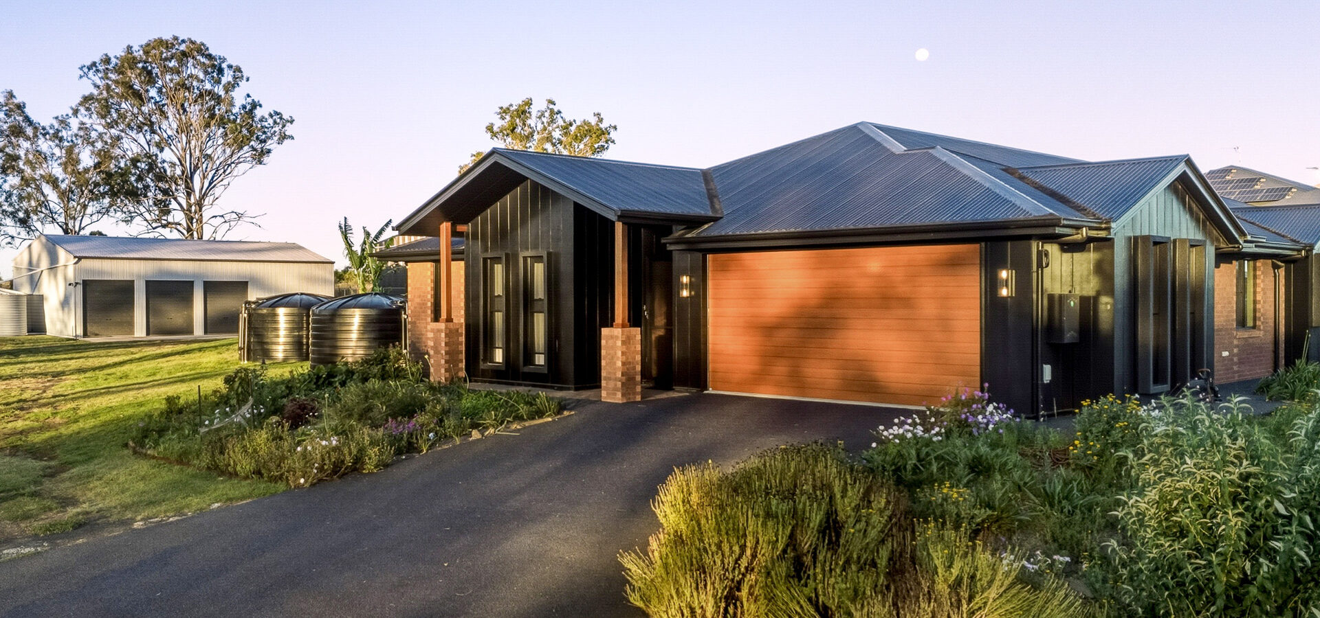 Sold - 26 Daintree Crescent - New Property in Meringandan West - Real Estate by Heston Marino