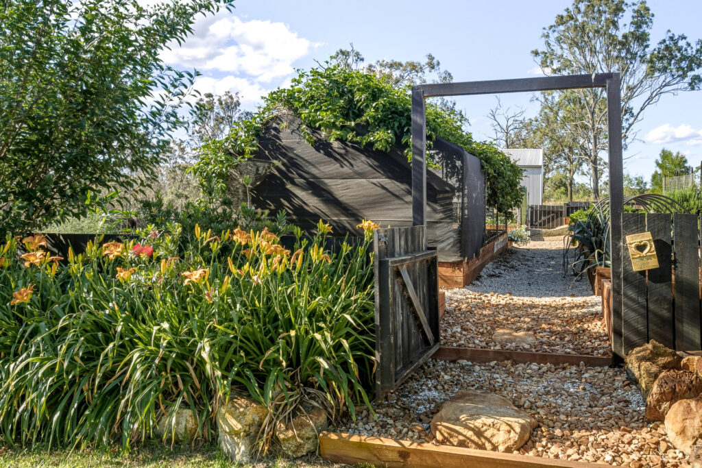 Sold - 26 Daintree Crescent - New Property in Meringandan West - Real Estate by Heston Marino