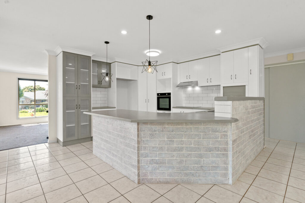 Sold - 21 Degan Court - New Property in Middle Ridge - Real Estate by Heston Marino